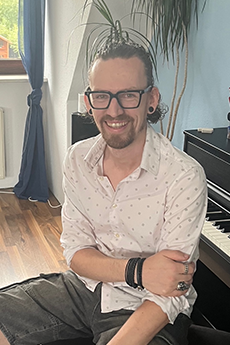 Sascha Daubitz am Klavier, Lehrer bei ON STAGE! Musikschule